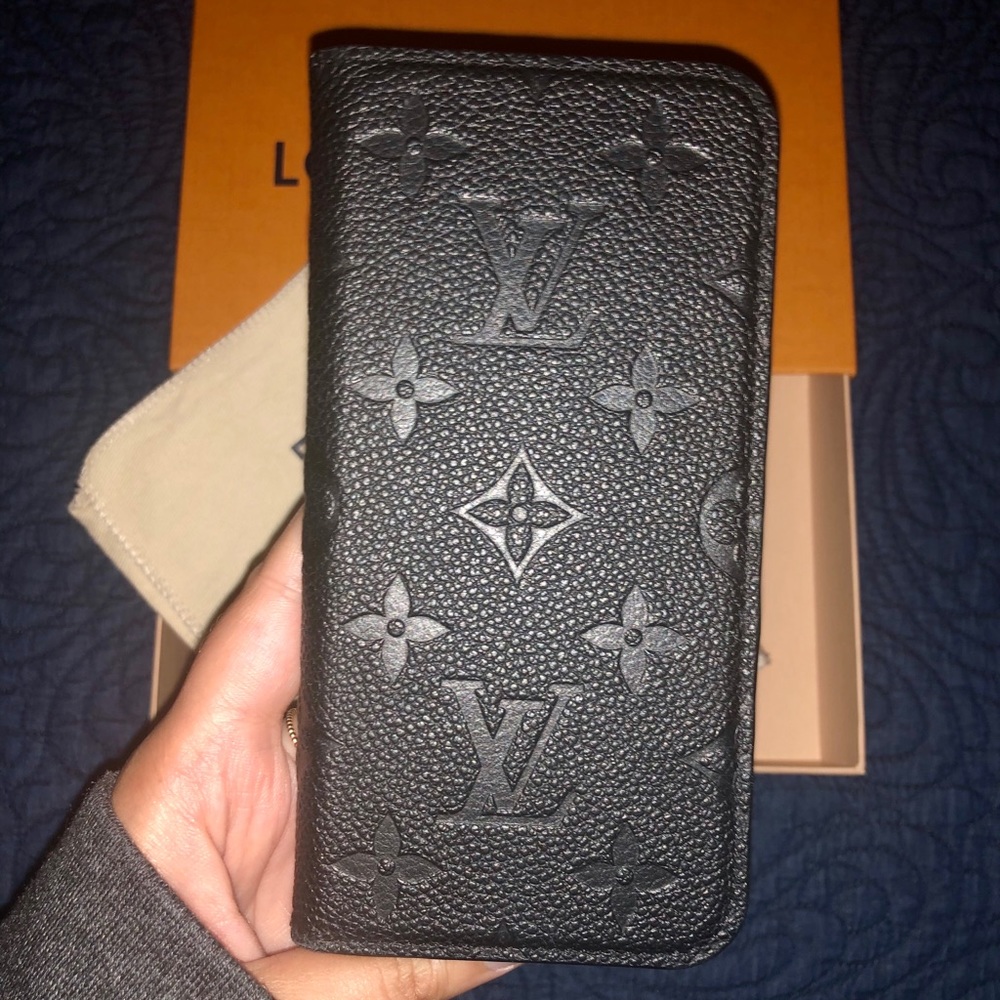 LOUIS VUITTON iPhone X/XS Folio CASE